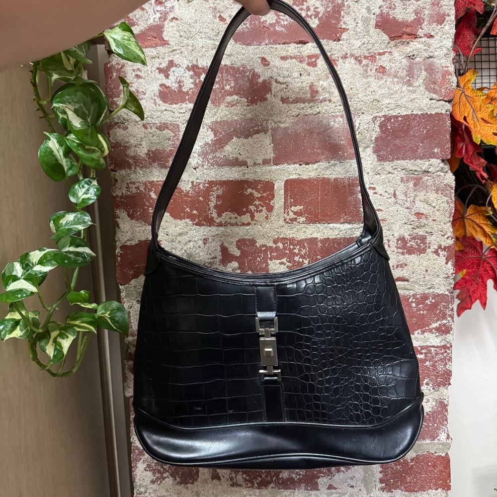 Vintage Y2K Faux Croc Embossed Shoulder Bag with Piston Style Closure